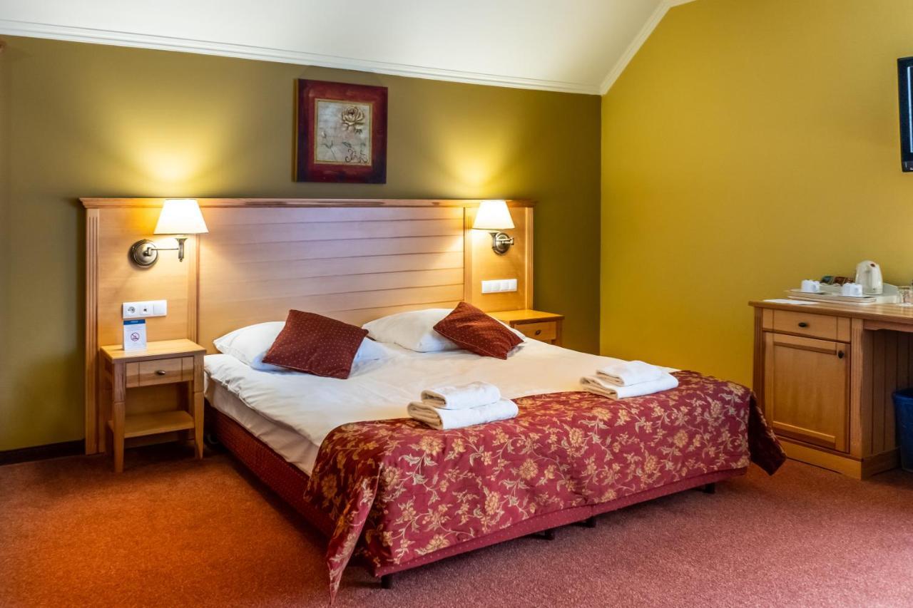 Eco Active Resort Pieniny チョルシュティン エクステリア 写真