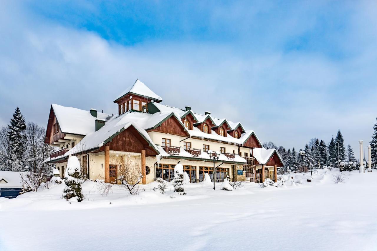 Eco Active Resort Pieniny チョルシュティン エクステリア 写真
