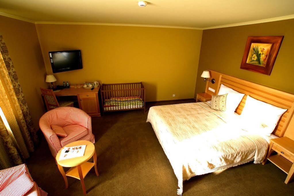 Eco Active Resort Pieniny チョルシュティン エクステリア 写真